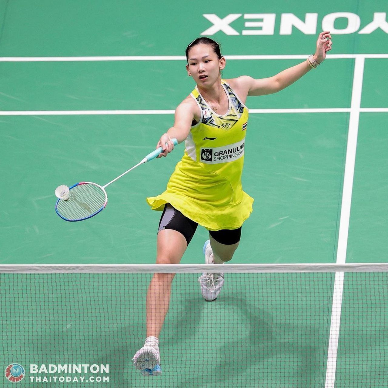 布莱顿官方：球队从意甲签下中卫库博拉 双方签约五年